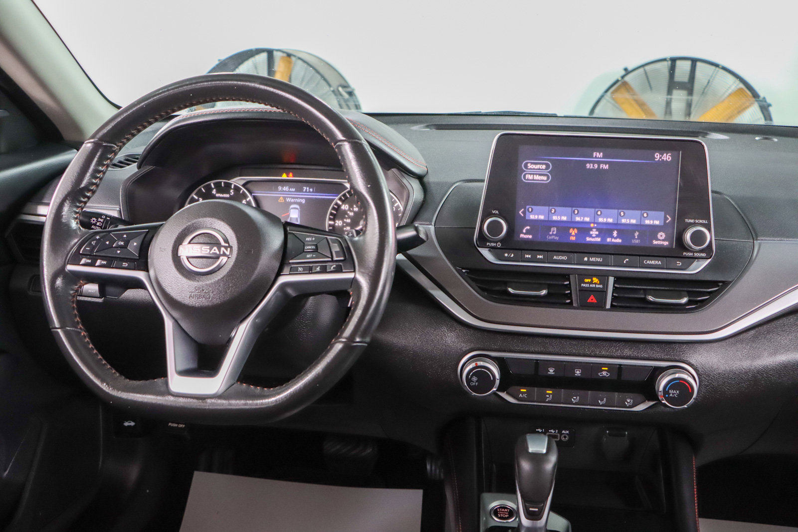 Used 2023 Nissan Altima 2.5 SR FWD image 17