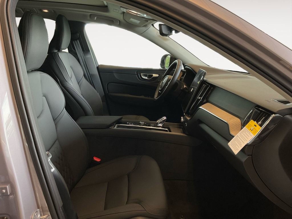 New 2026 Volvo XC60 B5 Plus w/ Protection Package Premier image 14