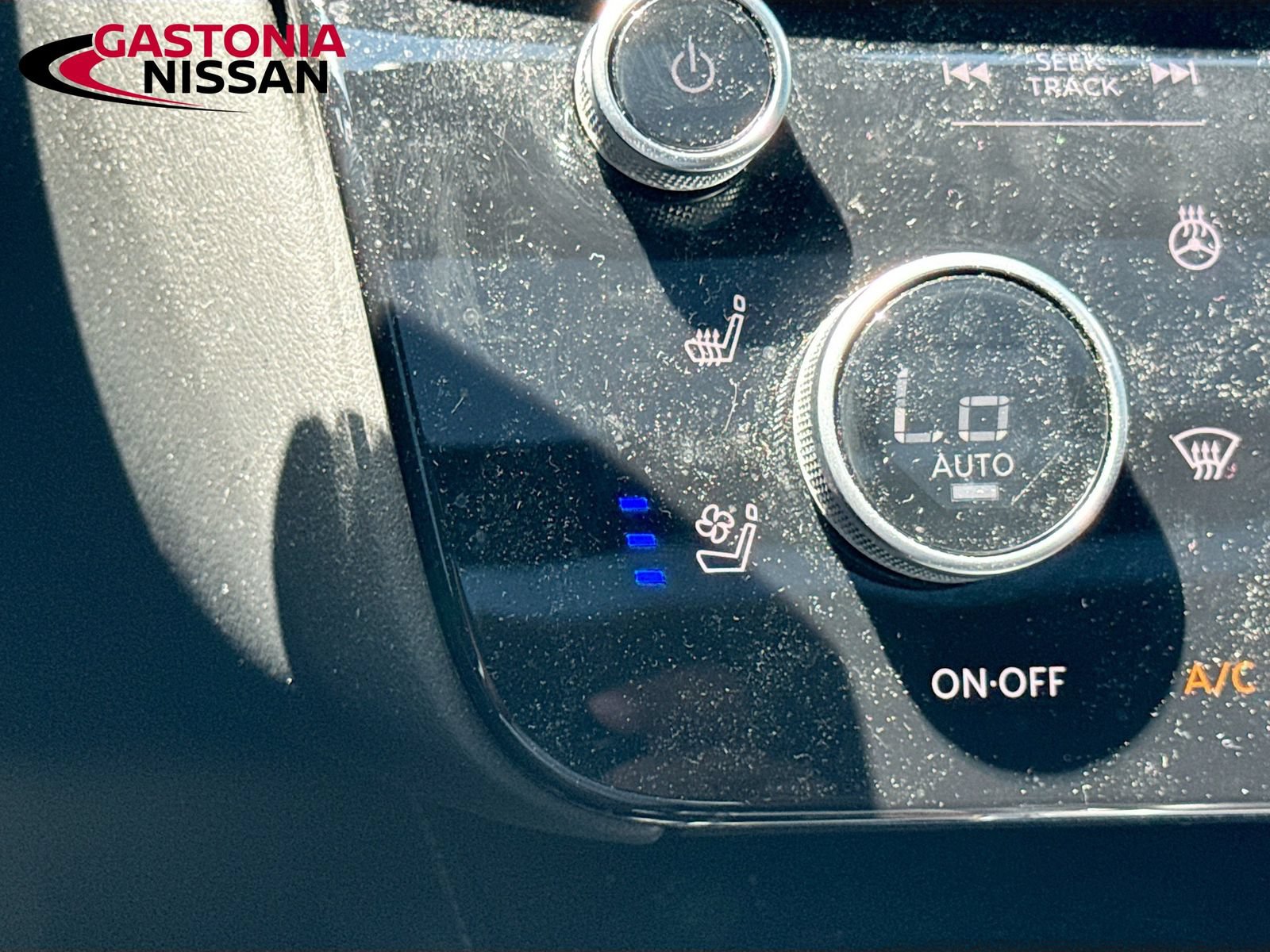 Used 2023 INFINITI QX60 Luxe w/ Performance Audio Package AWD/4WD image 26