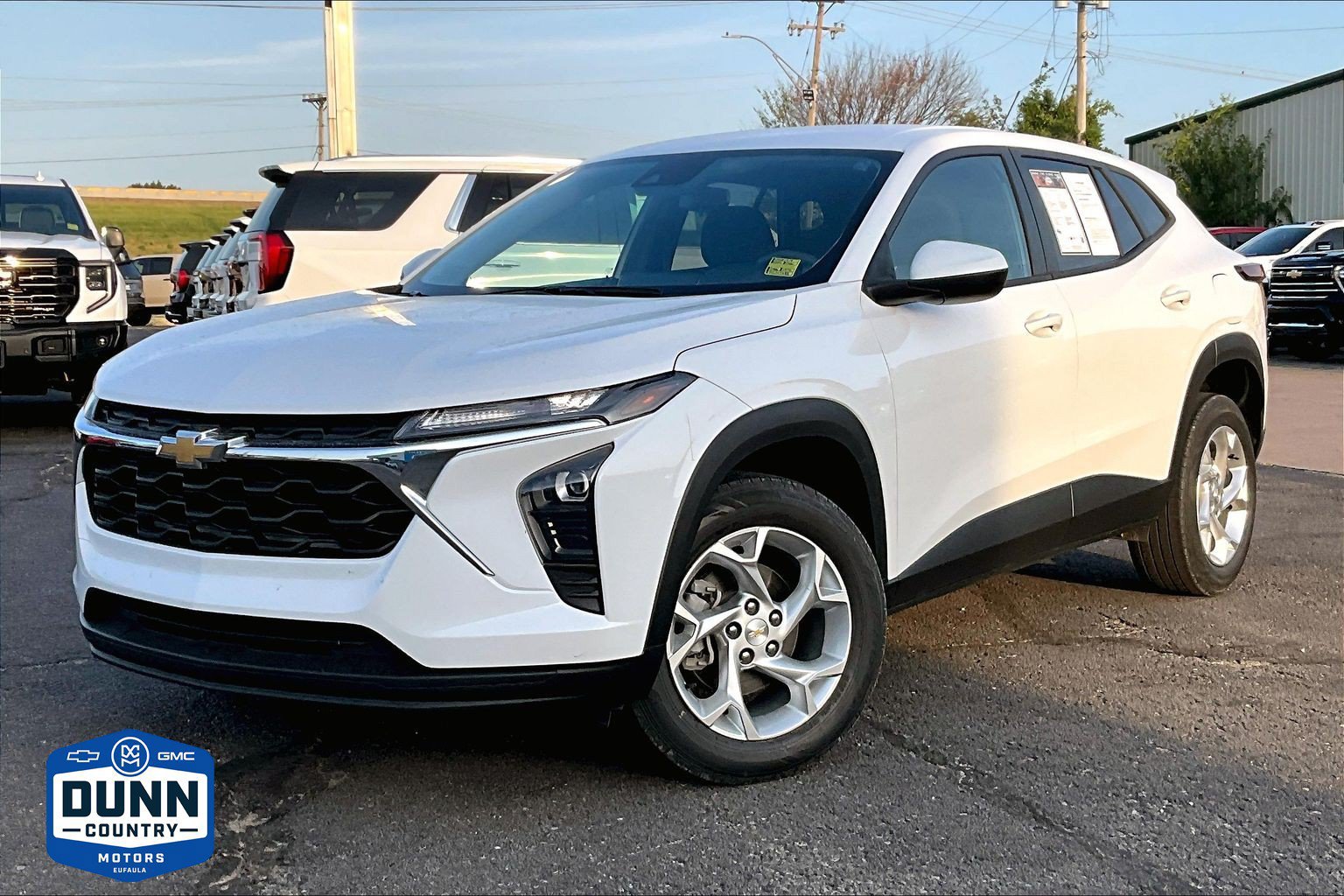 Used 2024 Chevrolet Trax LS w/ LS Convenience Package