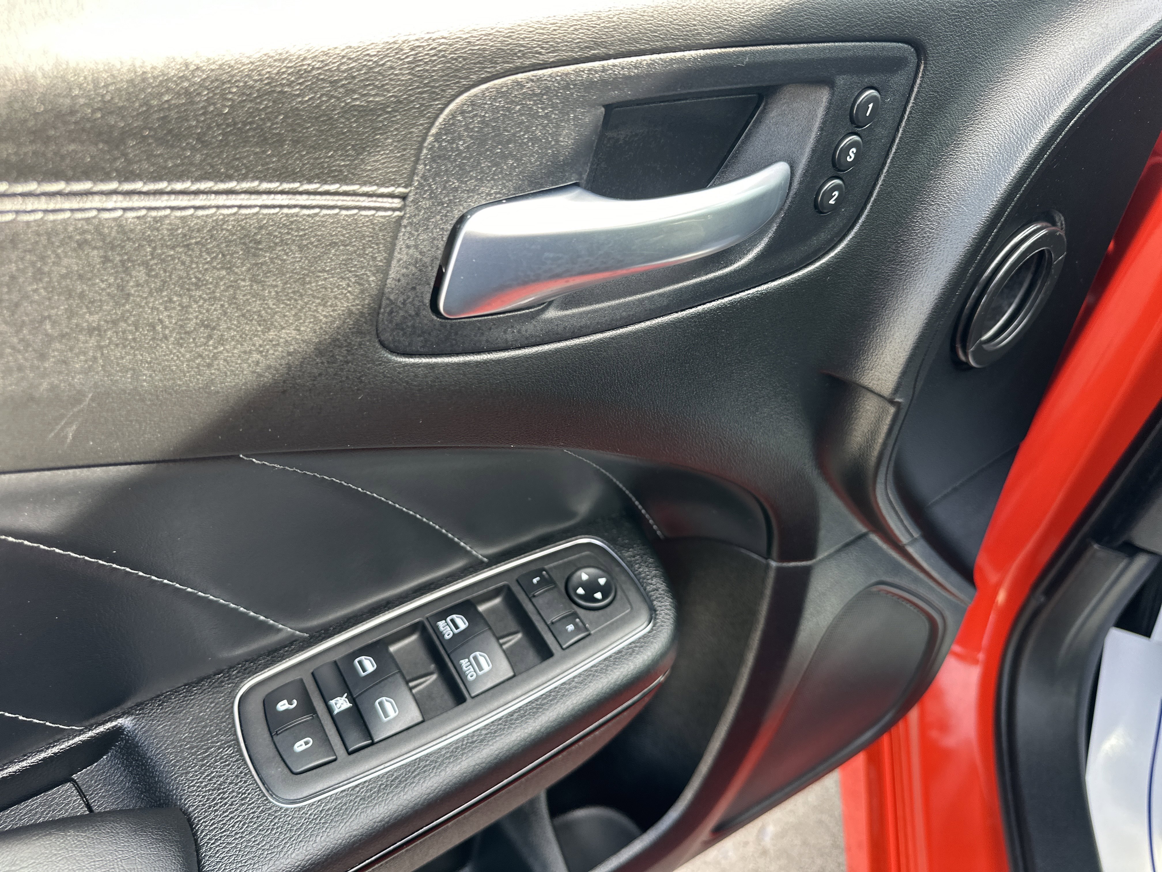 Used 2023 Dodge Charger R/T w/ Plus Group RWD image 9