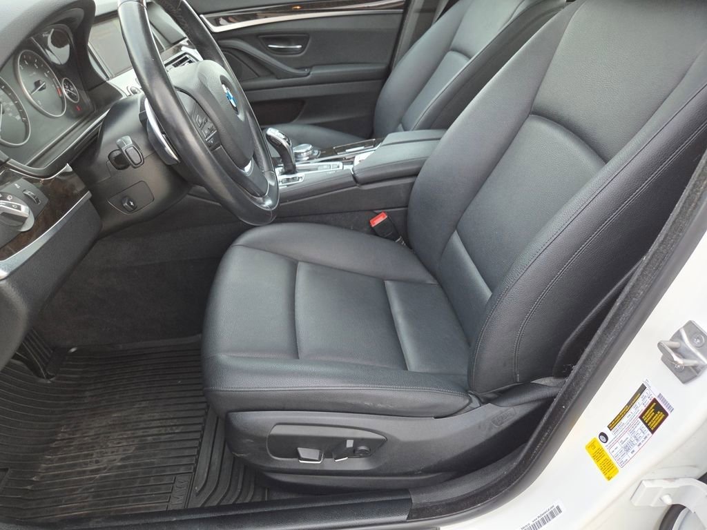 Used 2016 BMW 528i Sedan image 5