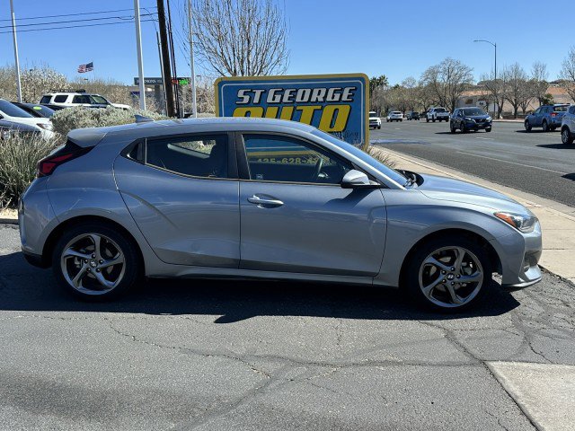 Used 2019 Hyundai Veloster 2.0 image 2