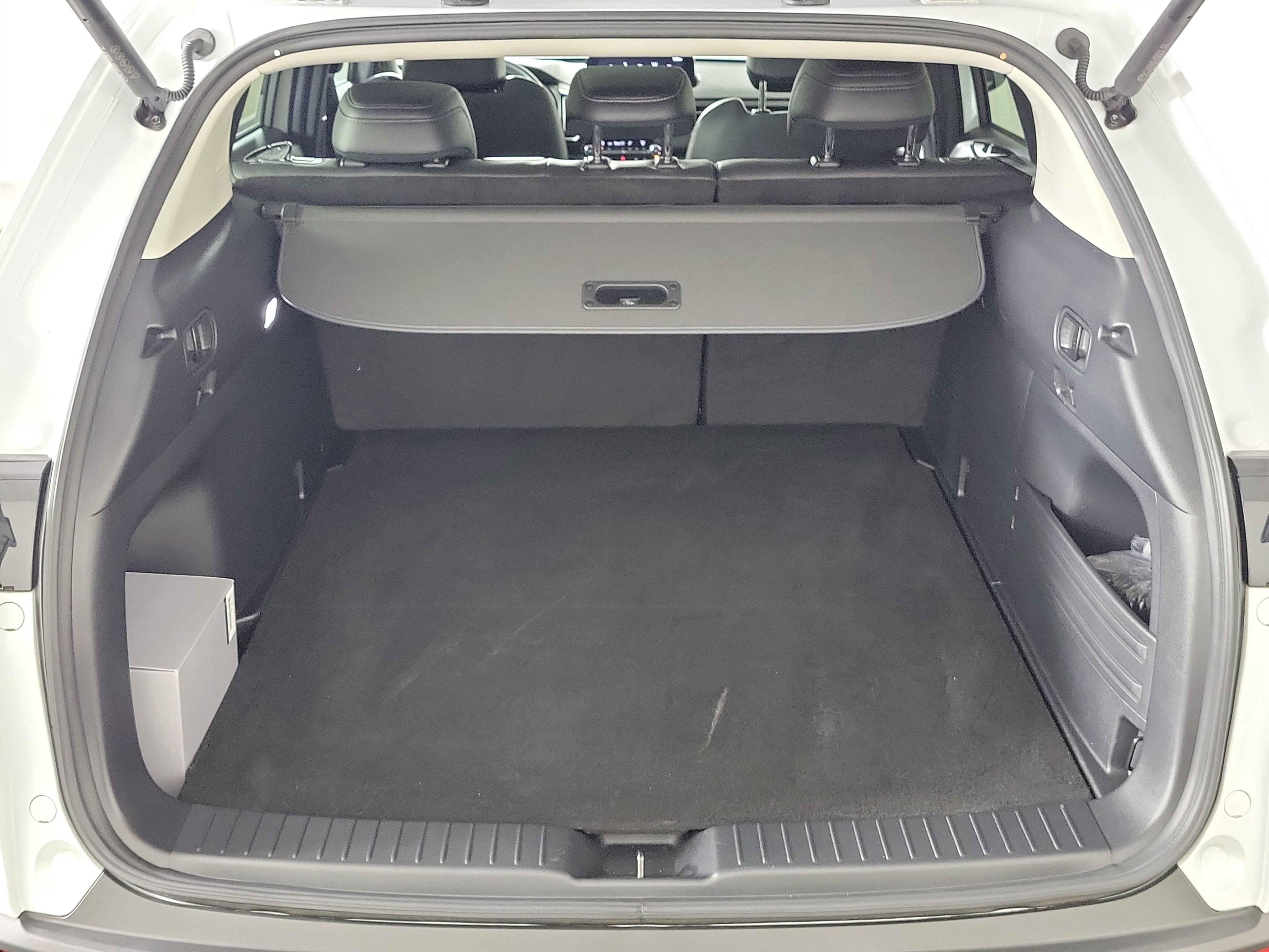 Certified 2025 MAZDA CX-50 2.5 Hybrid w/ Cargo Package image 27