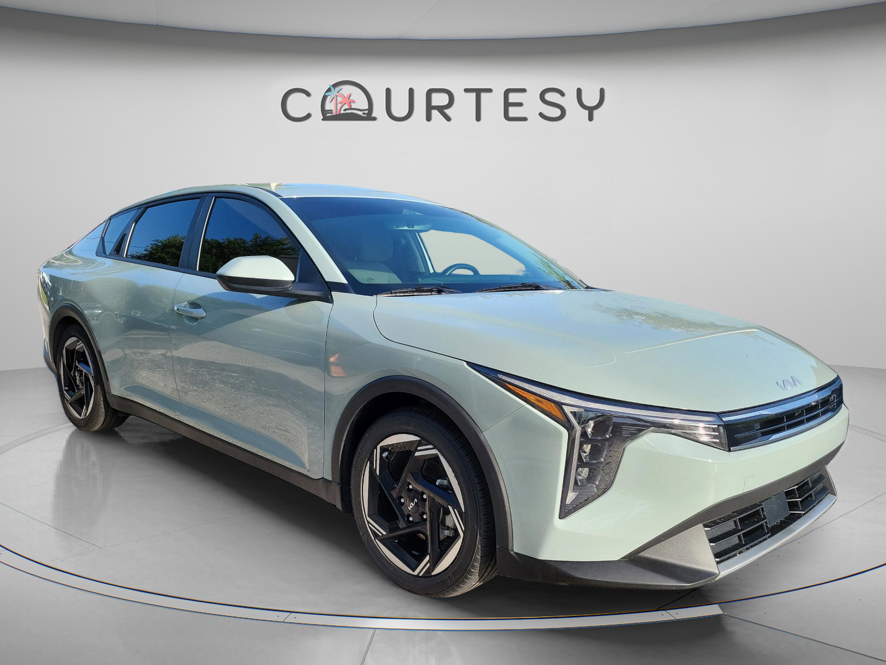 Certified 2025 Kia K4 EX FWD image 5