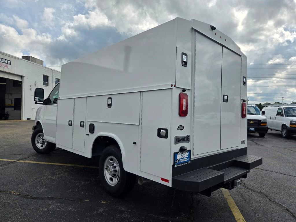 New 2025 Chevrolet Express 3500 w/ Power Convenience Package image 12