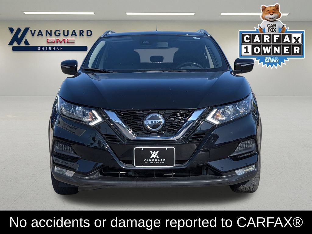 Used 2022 Nissan Rogue Sport SV FWD image 2