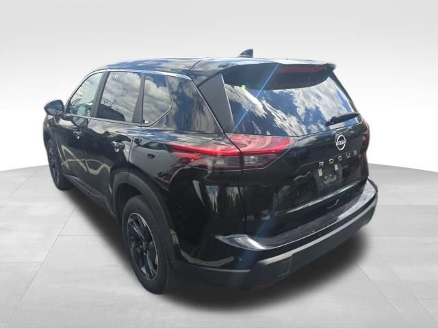 Used 2025 Nissan Rogue SV FWD image 3