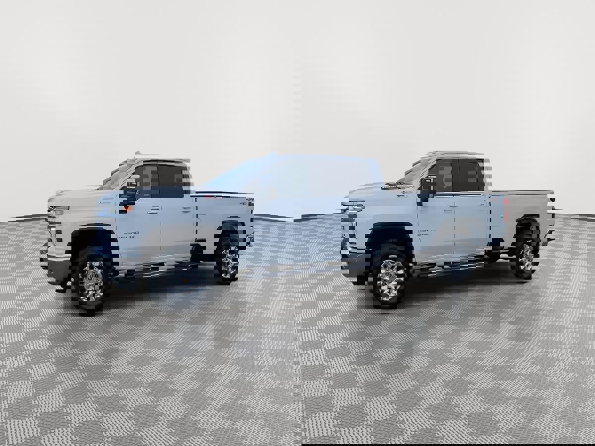 Used 2021 Chevrolet Silverado 3500 LTZ w/ LTZ Convenience Package image 3