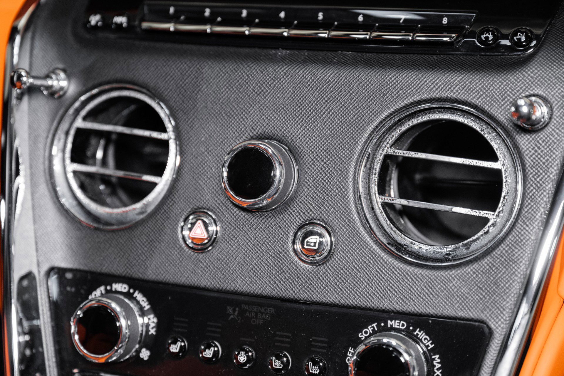 Used 2022 Rolls-Royce Cullinan w/ Dark Exterior Package image 45