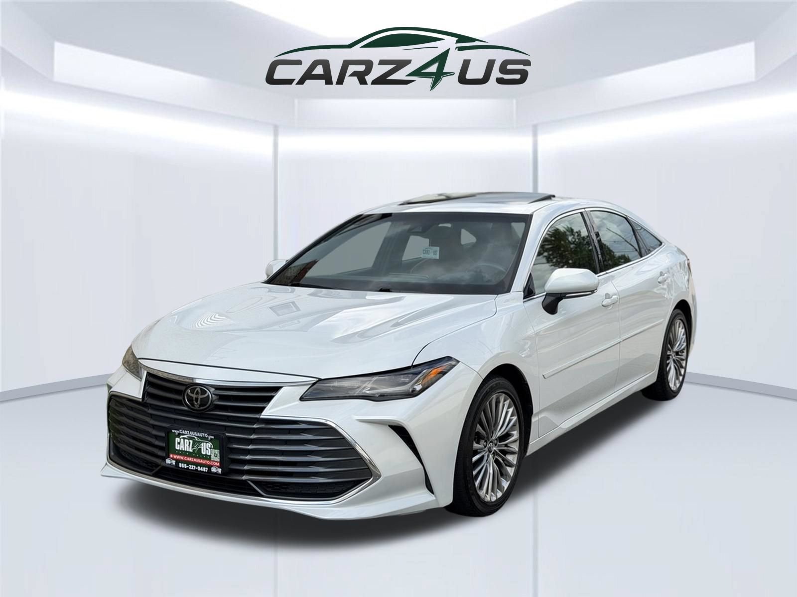 Used 2019 Toyota Avalon Limited w/ All Weather Liner Package
