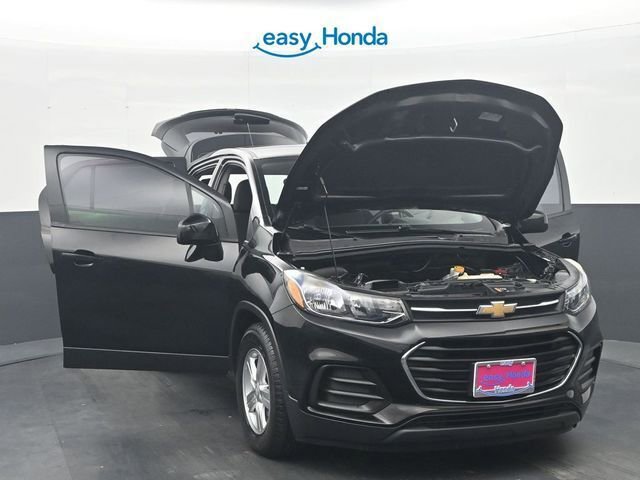Used 2020 Chevrolet Trax LS image 34
