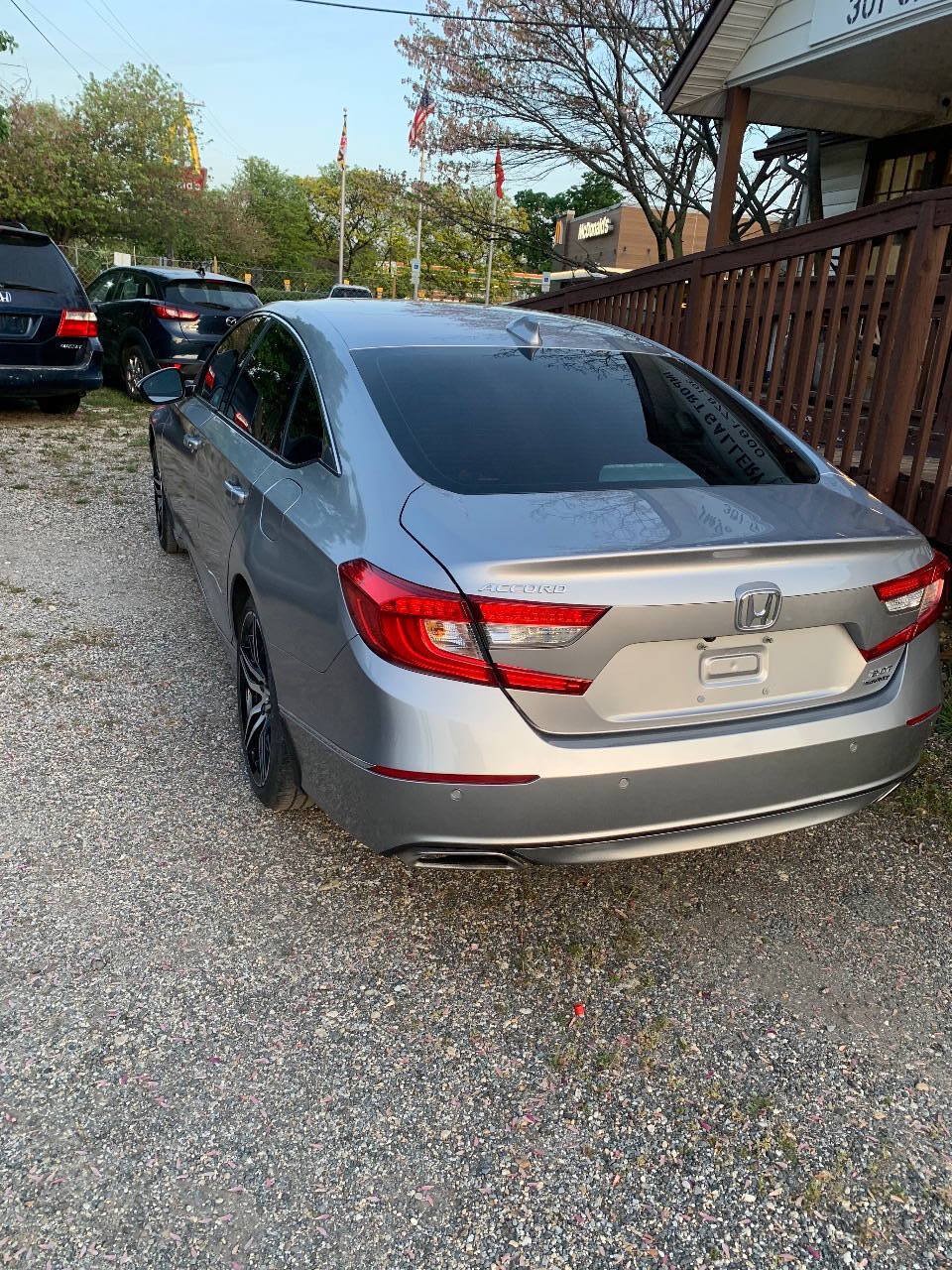 Used 2021 Honda Accord Touring image 4
