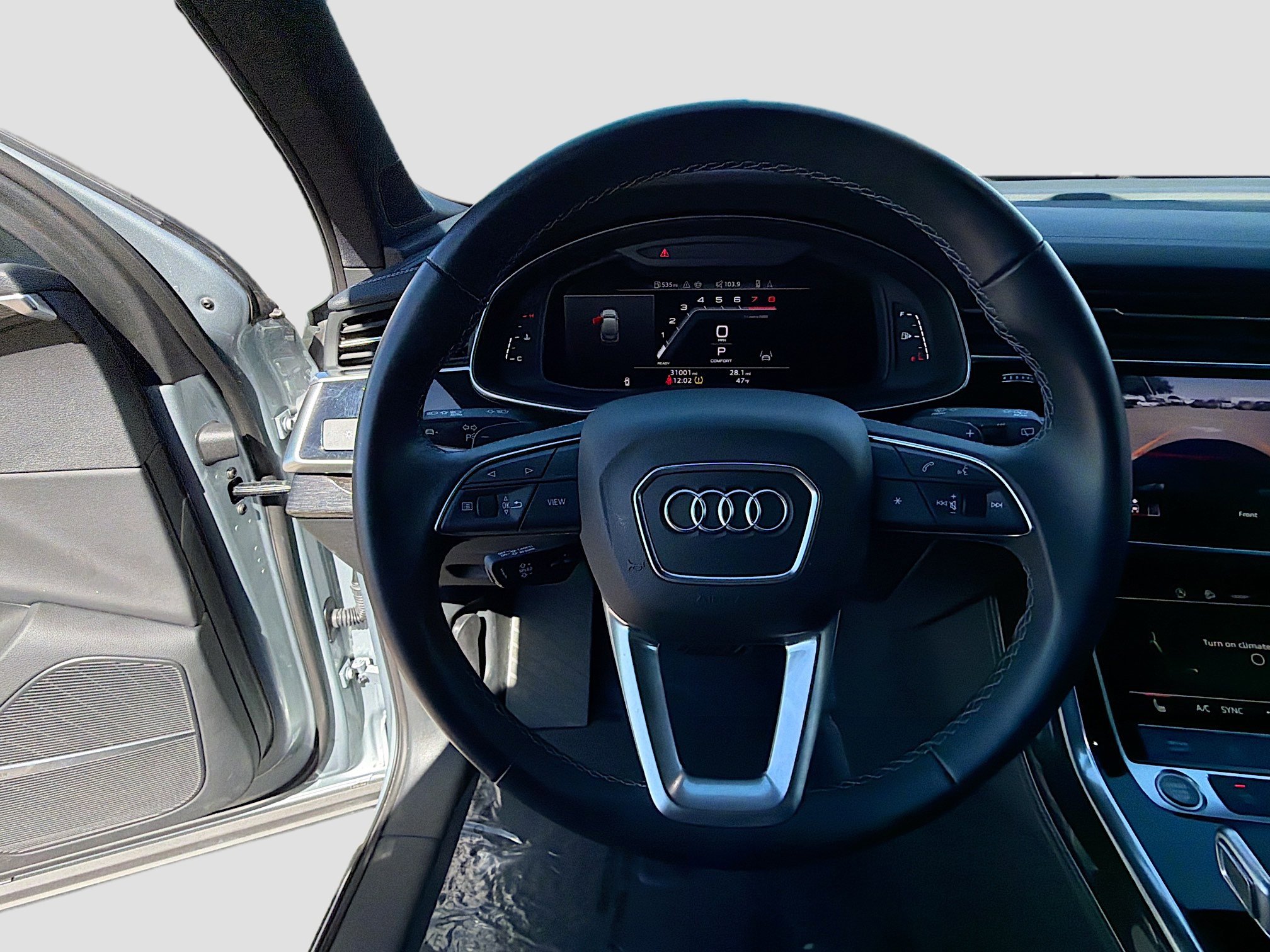 Used 2025 Audi Q7 3.0T Premium Plus image 39