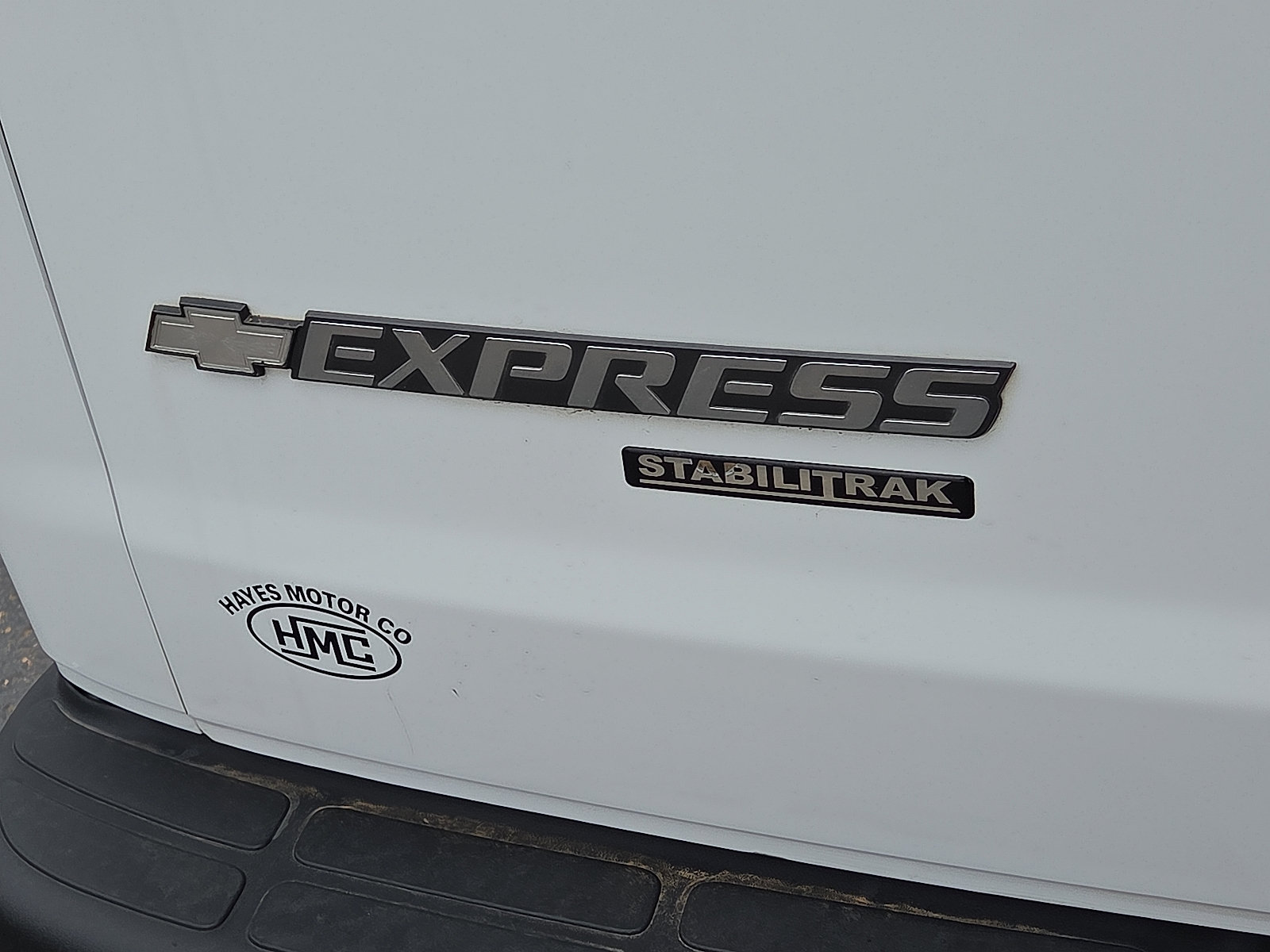 Used 2016 Chevrolet Express 2500 RWD image 9