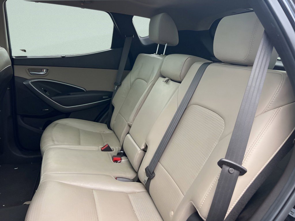 Used 2015 Hyundai Santa Fe Sport w/ Option Group 04 FWD image 18