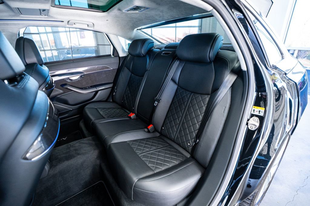 Used 2020 Audi S8 L image 52
