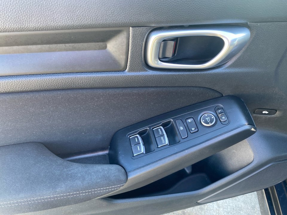 Certified 2023 Honda Civic LX image 36