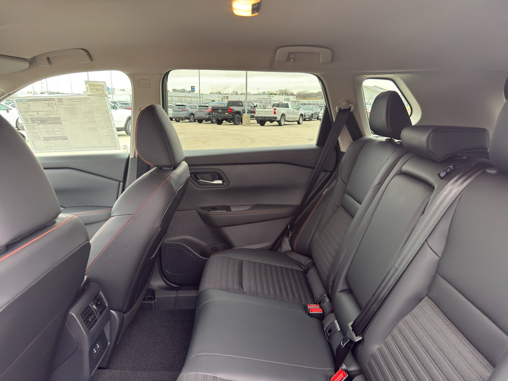 New 2026 Nissan Rogue SV AWD/4WD image 32