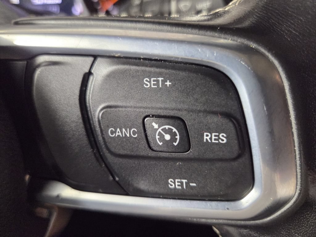 Used 2021 Jeep Wrangler Unlimited Sahara AWD/4WD image 18