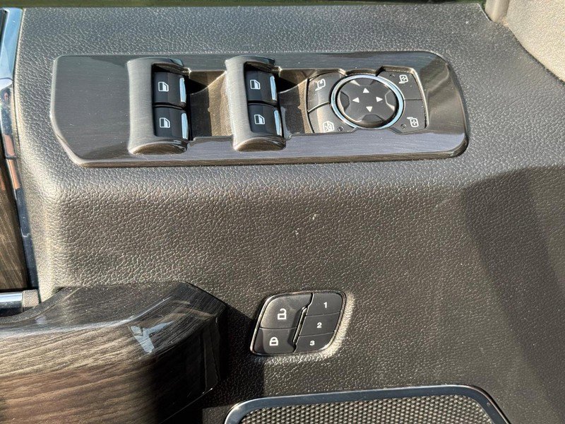 Used 2018 Ford F150 Lariat image 25