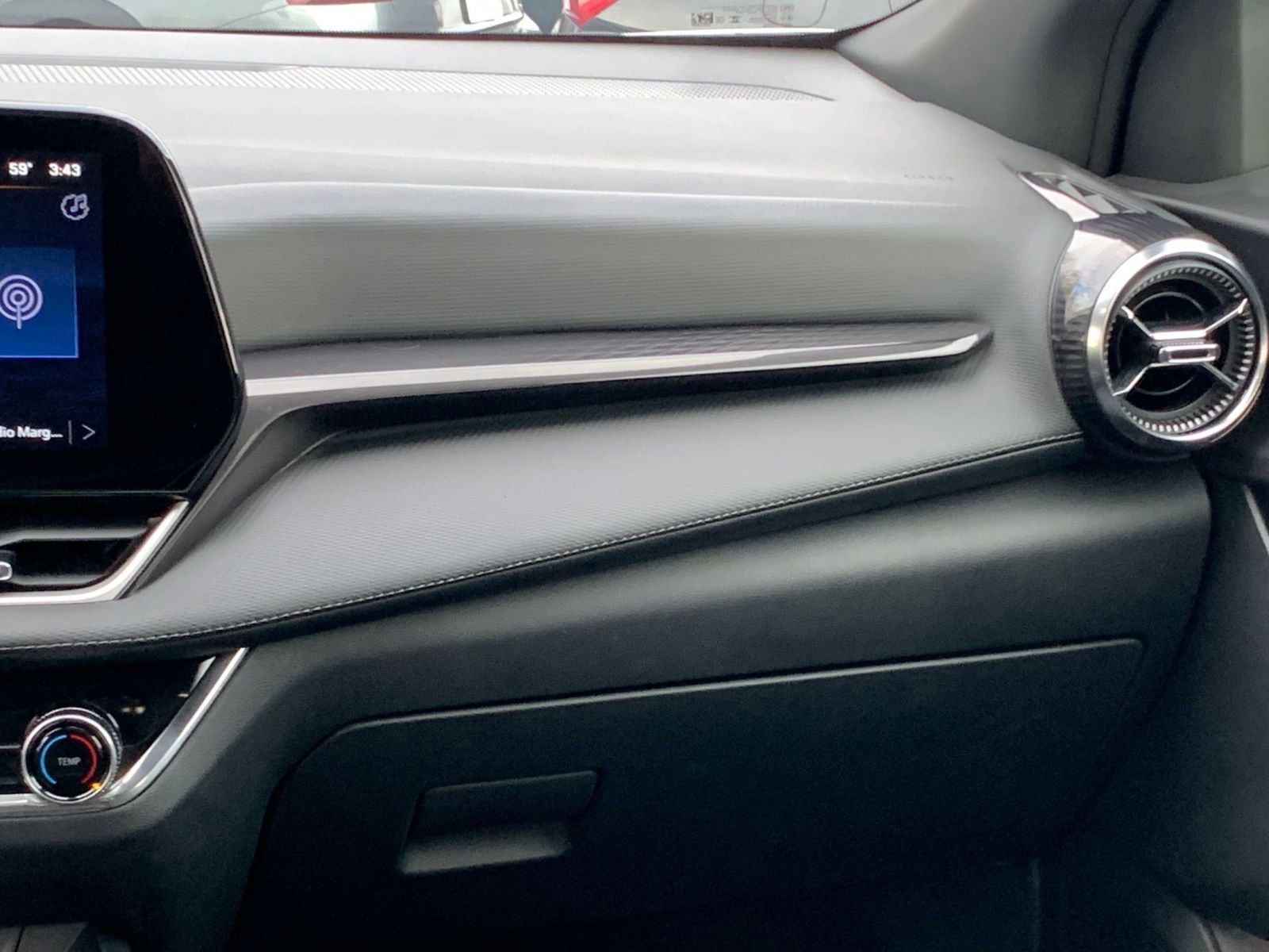 Used 2025 Chevrolet Equinox LT image 34