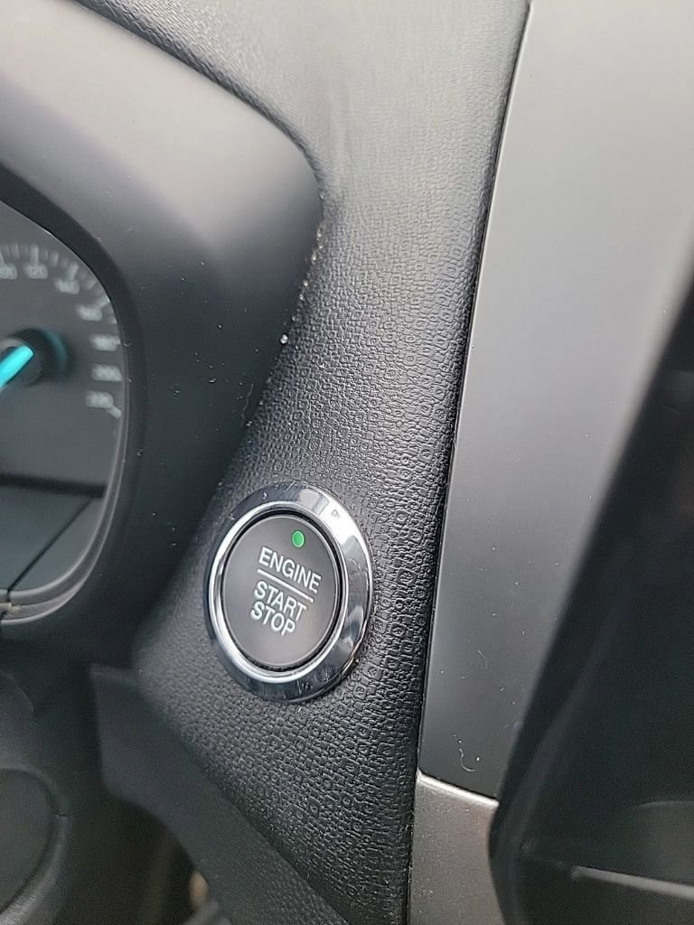 Certified 2020 Ford EcoSport SE image 44