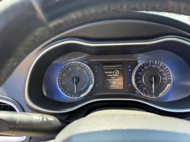 Used 2016 Chrysler 200 Limited FWD image 19