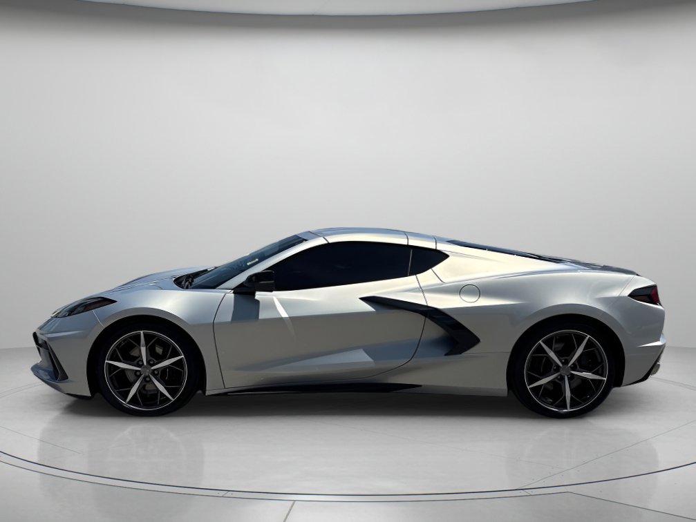 Used 2022 Chevrolet Corvette Stingray Coupe w/ 1LT RWD image 5