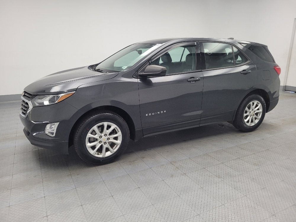 Used 2019 Chevrolet Equinox LS image 2