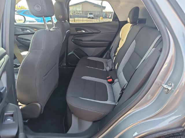 Used 2023 Chevrolet TrailBlazer LT FWD image 25