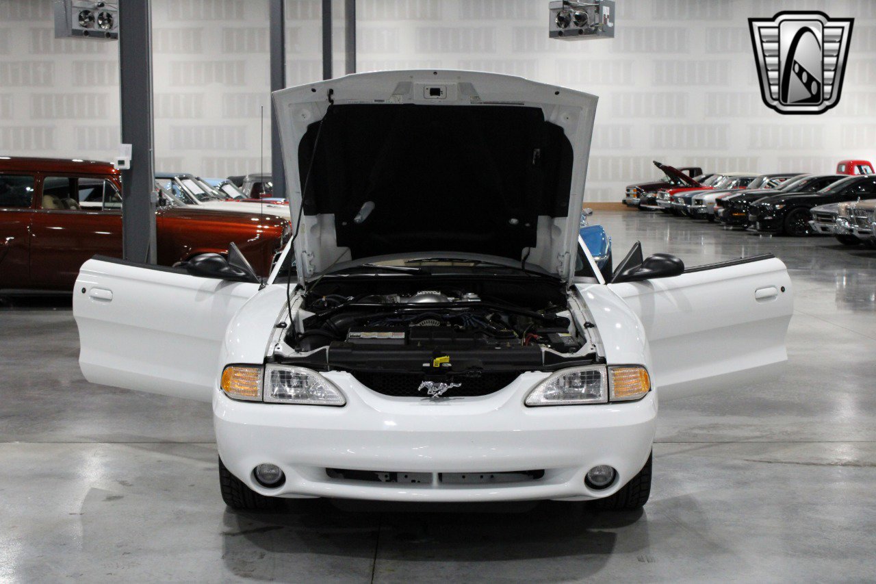 Used 1996 Ford Mustang Cobra image 21