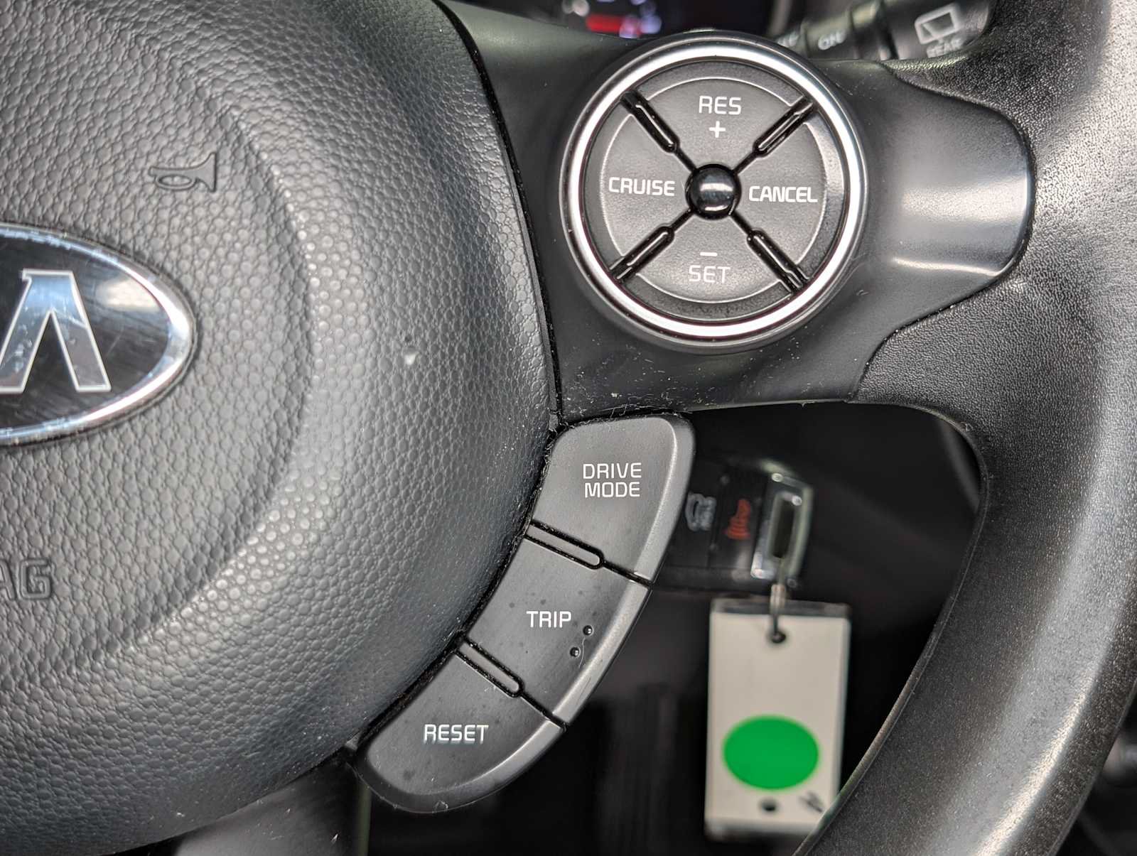 Used 2017 Kia Soul + FWD image 32