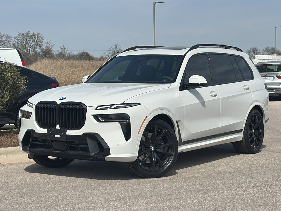 New 2026 BMW X7 xDrive40i image 2