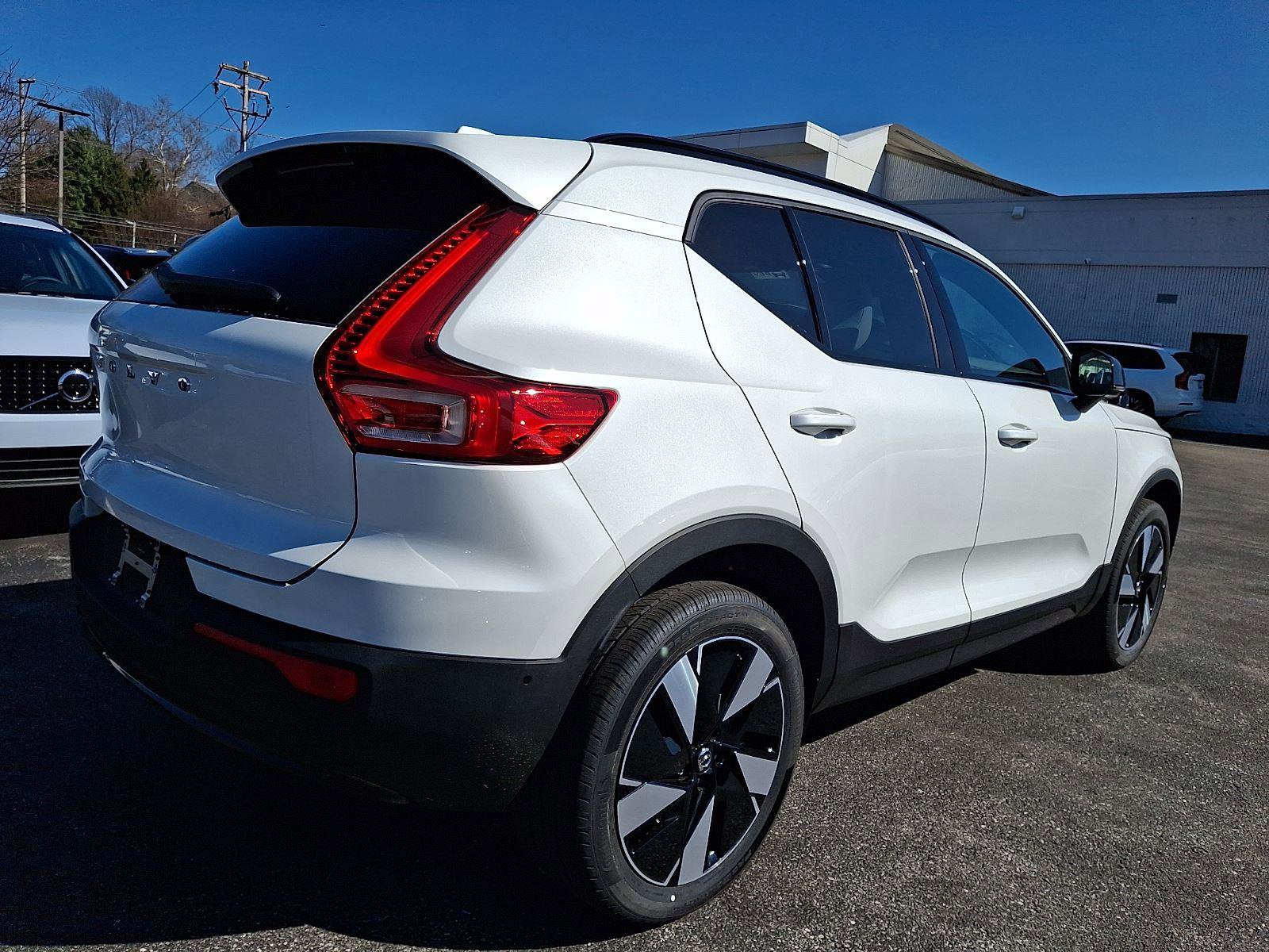 New 2026 Volvo EX40 Plus w/ Climate Package AWD/4WD image 4