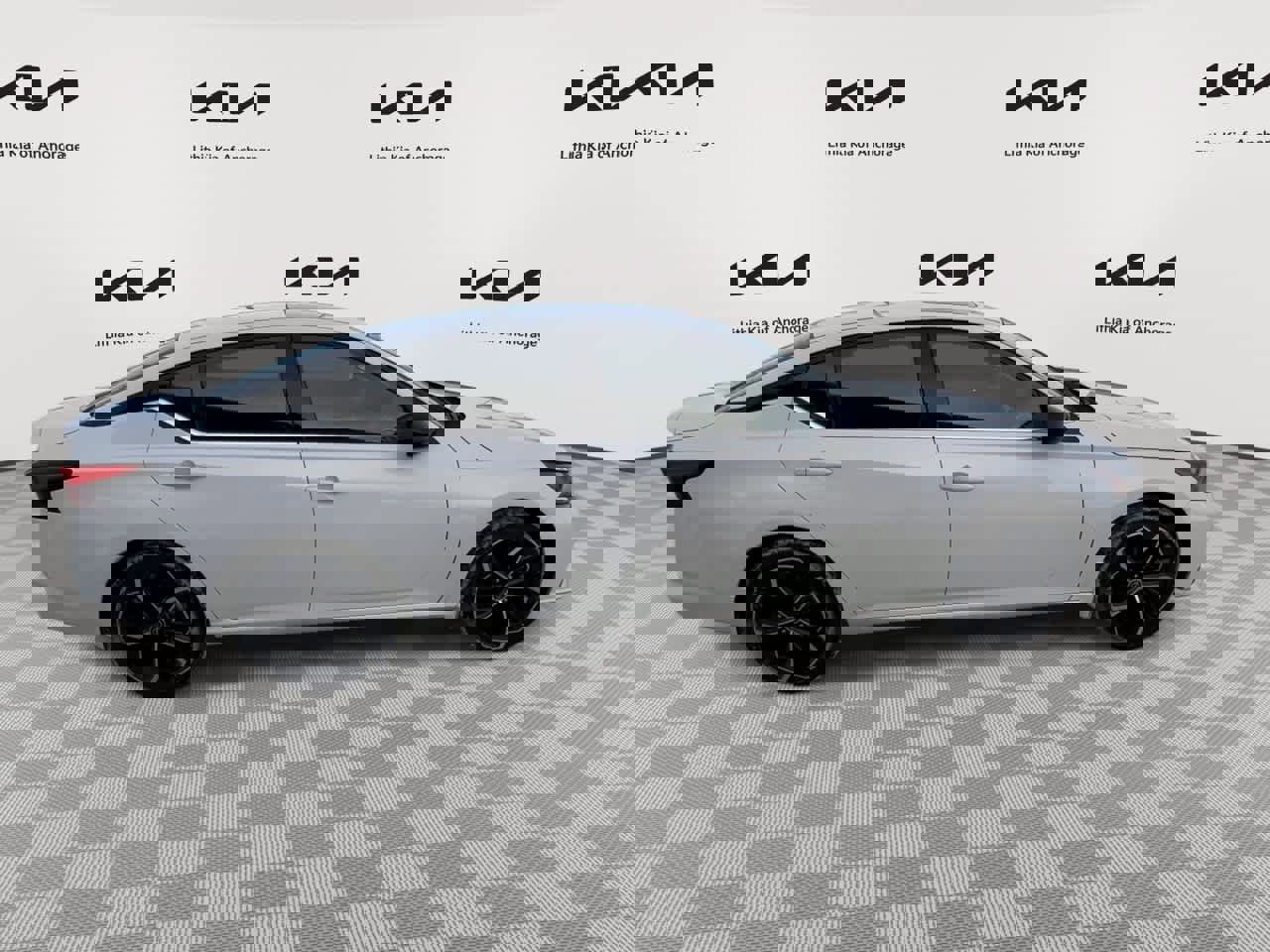 Used 2023 Nissan Altima 2.5 SR w/ SR Premium Package image 9