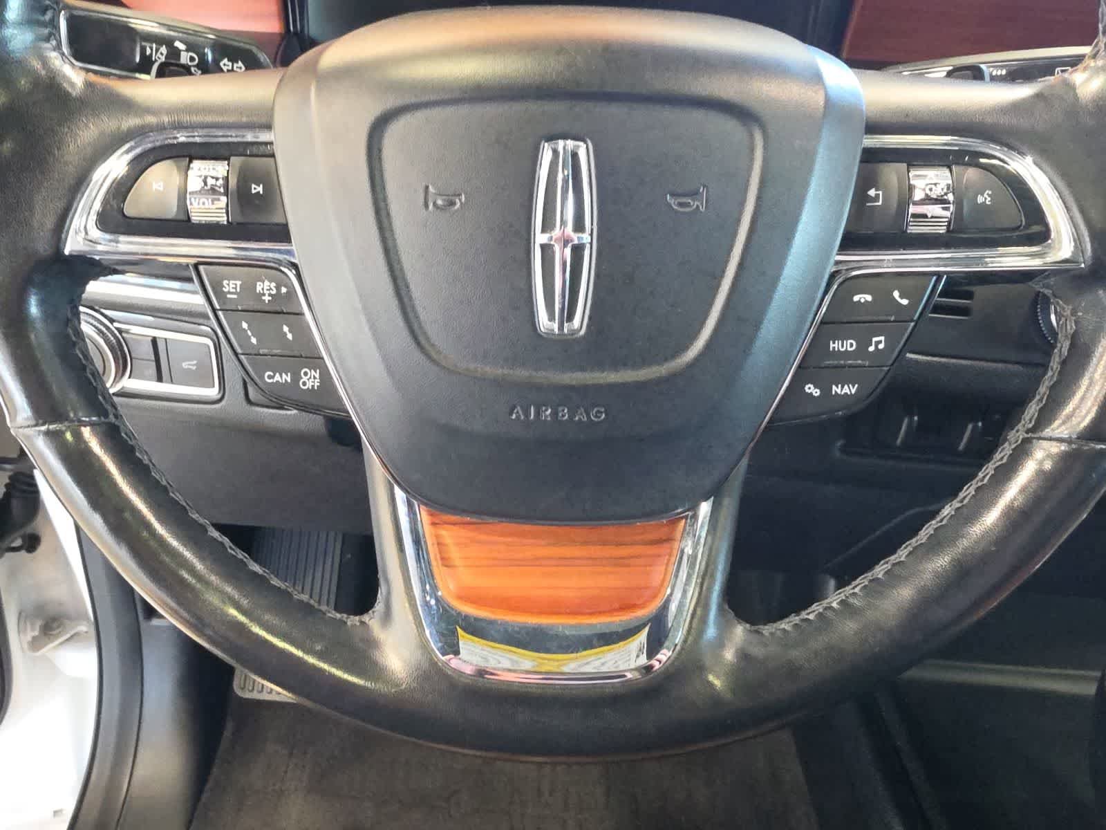 Used 2019 Lincoln Navigator L Reserve AWD/4WD image 24