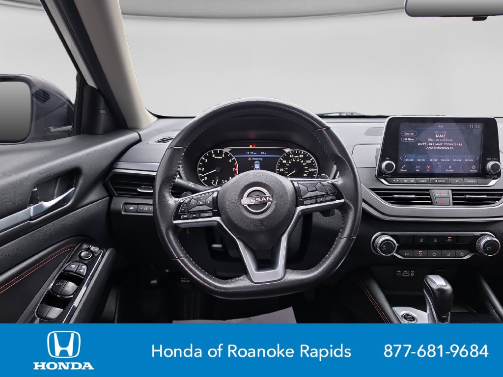Used 2023 Nissan Altima 2.5 SR FWD image 13
