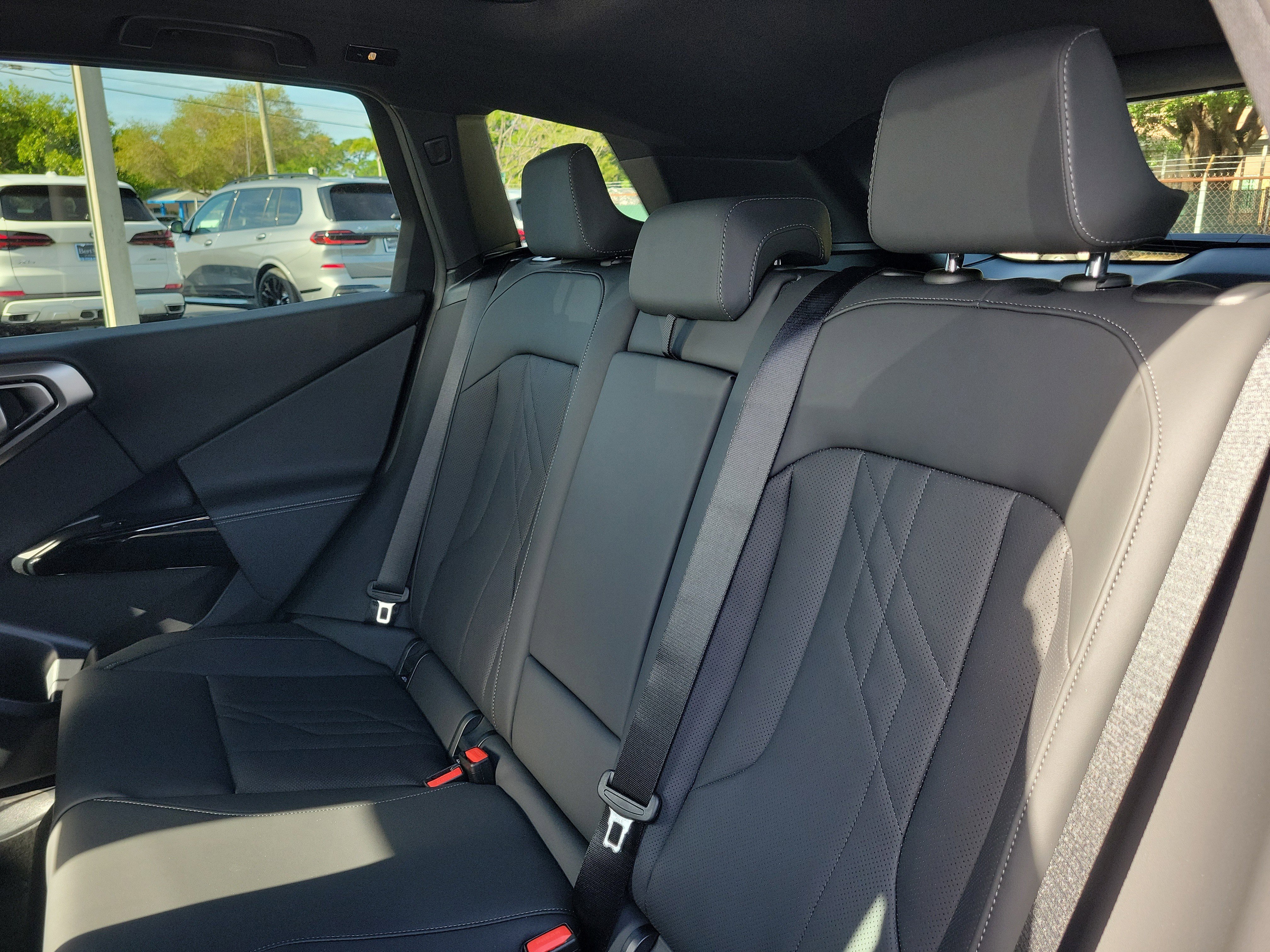 New 2026 BMW X3 xDrive30 w/ M Sport Package AWD/4WD image 8