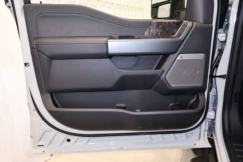 New 2026 Ford F350 Lariat w/ Black Appearance Package image 10