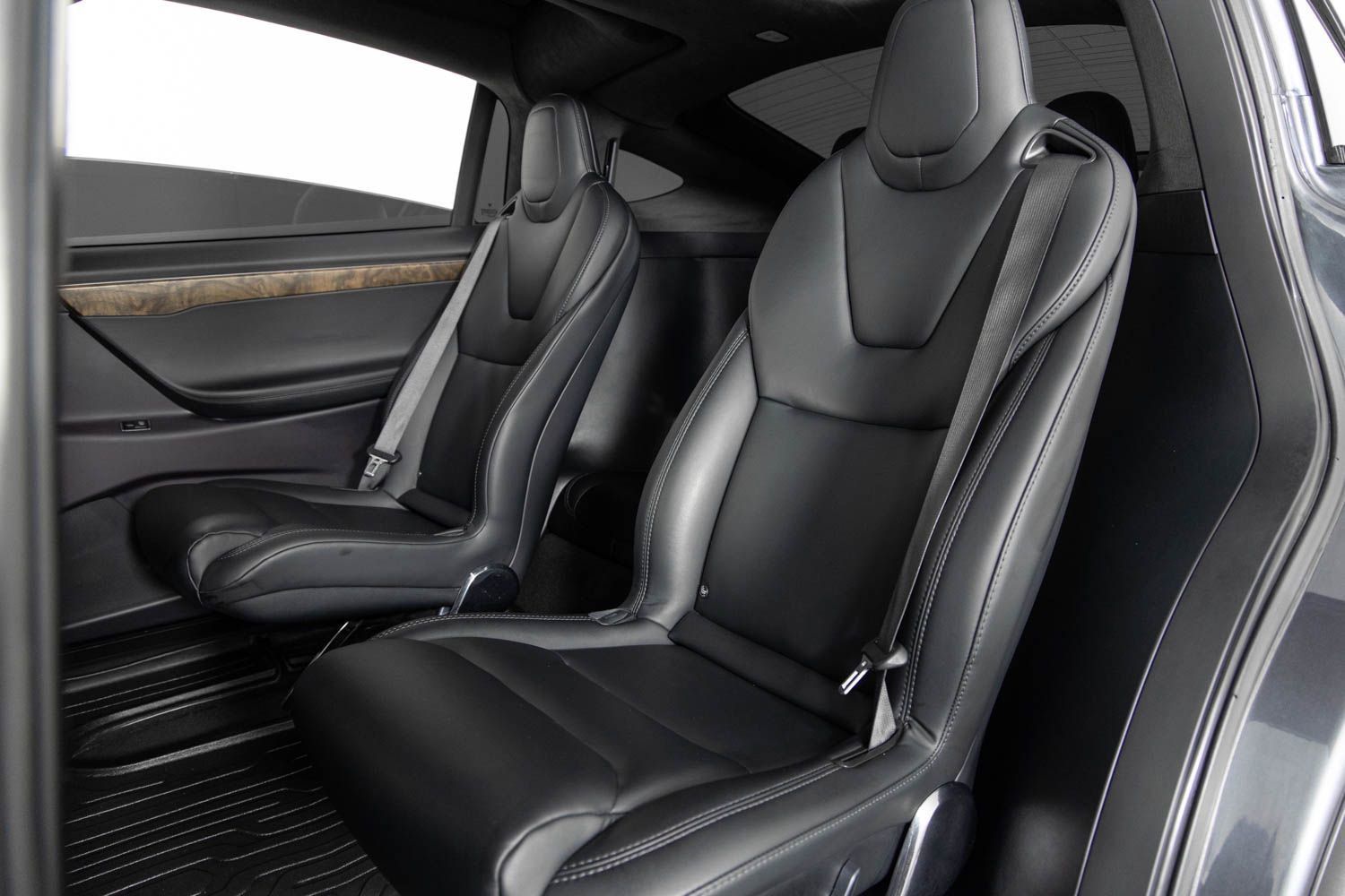 Used 2019 Tesla Model X 75D image 17