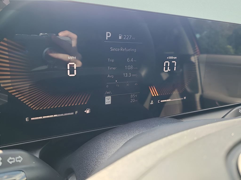 New 2025 Kia K4 FWD image 29