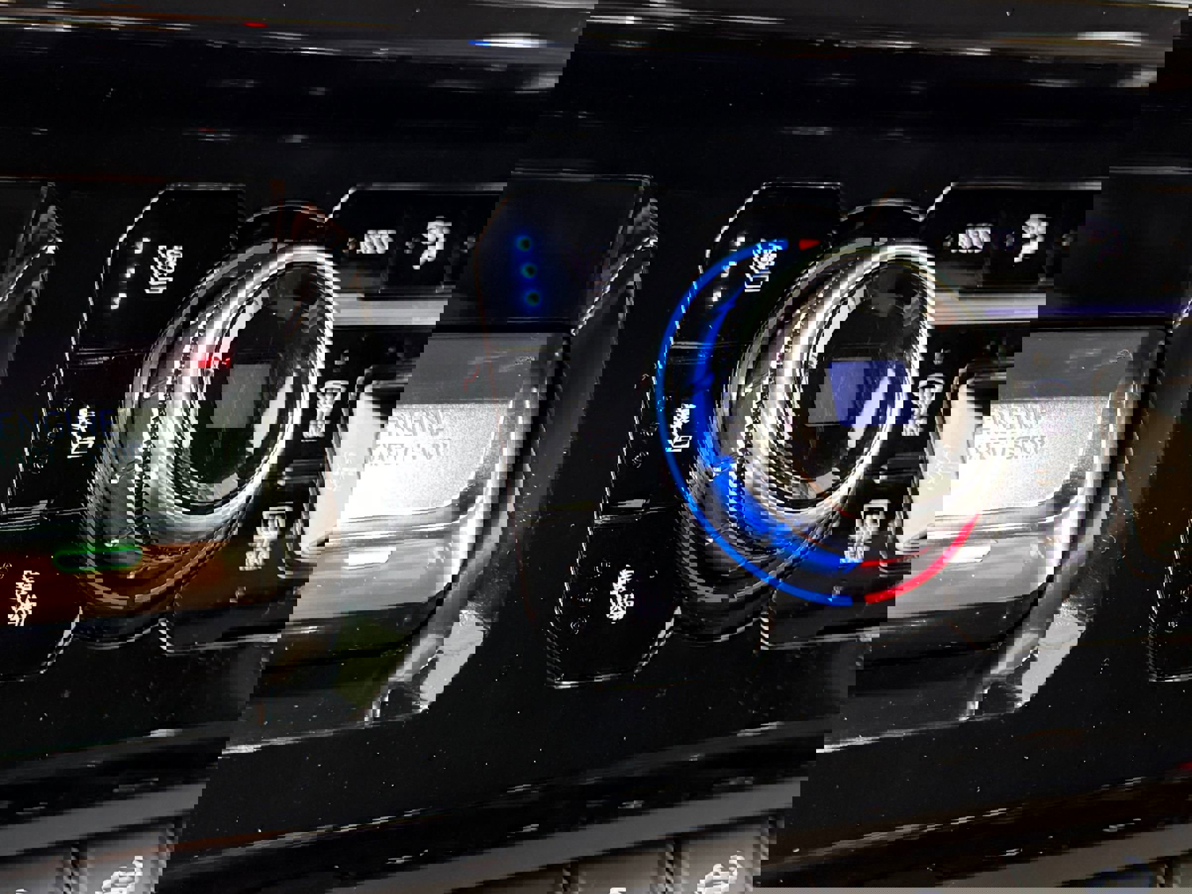 Used 2024 GMC Sierra 1500 AT4 w/ Technology Package image 31