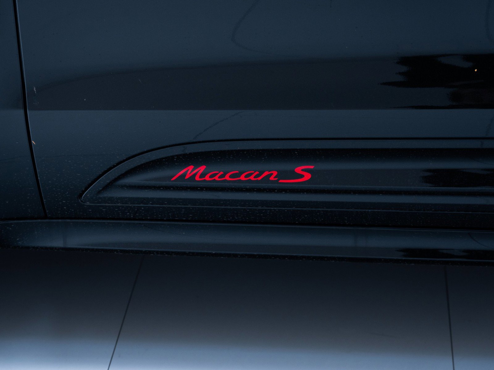 New 2026 Porsche Macan S image 13