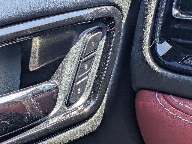 Used 2024 Dodge Durango SRT AWD/4WD image 30