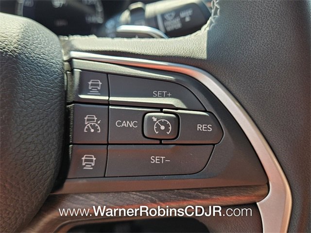 New 2025 Jeep Grand Cherokee Limited image 26