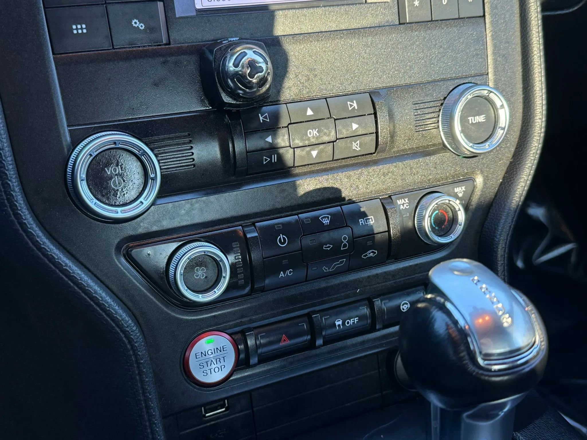 Used 2019 Ford Mustang Coupe RWD image 33