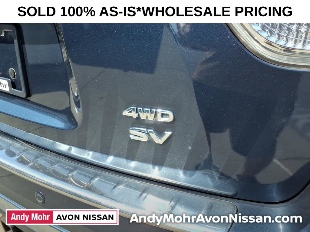 Used 2015 Nissan Pathfinder SV w/ Trailer Tow Package FWD image 12
