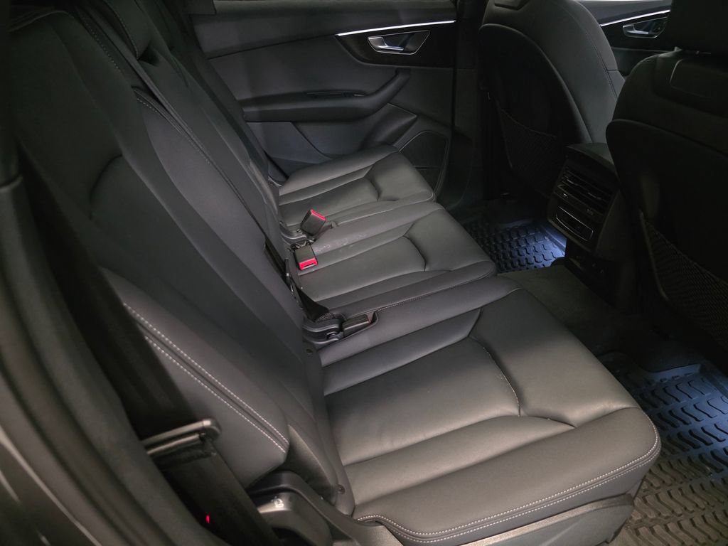 Certified 2026 Audi Q7 3.0T Premium w/ Convenience Plus Package AWD/4WD image 24