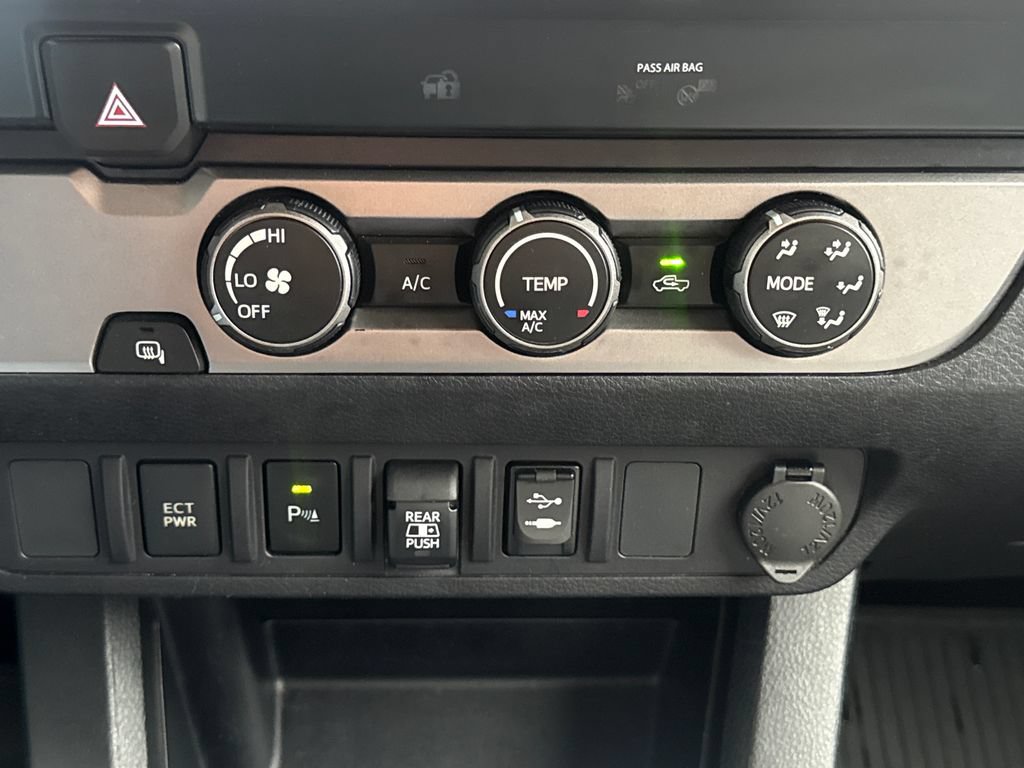 Used 2019 Toyota Tacoma SR5 RWD image 24